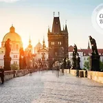 Premium - Free Massages From Physiotherapists * Prága