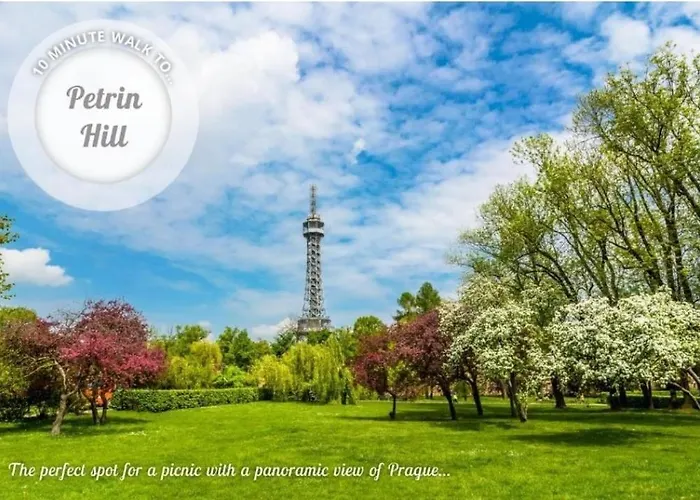 Premium - Free Massages From Physiotherapists Apartment Prag