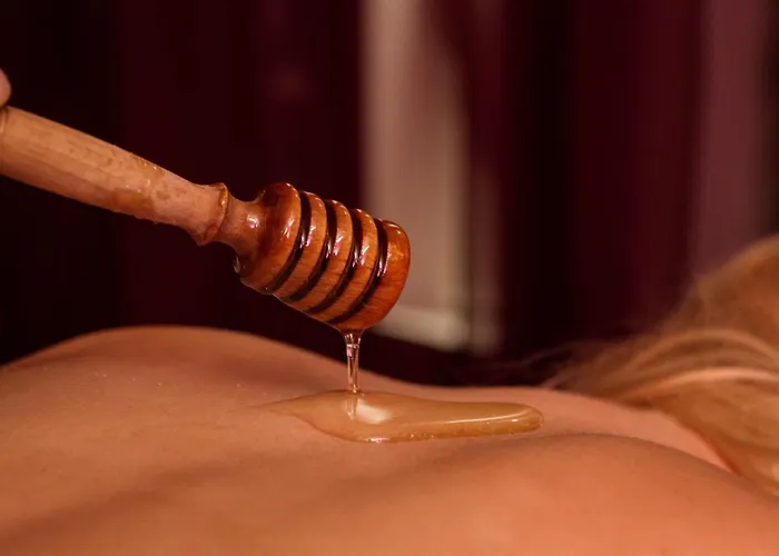 Premium - Free Massages From Physiotherapists Apartment